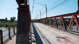 Ponte de Ferro completa dois meses interditada e segue em fase final de estudos técnicos em Campos dos Goytacazes