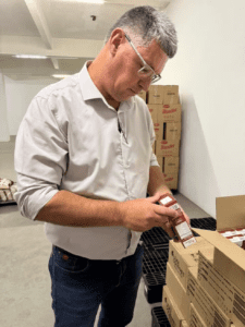 Vereador denuncia suspeita de superfaturamento na compra de merenda escolar em Petrópolis