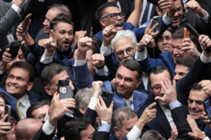 Redução de pena para os golpistas do 8 de Janeiro é crime continuado