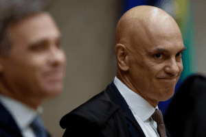 Bolsonarismo ao lado de Moraes