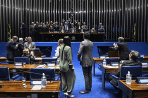 Plano de estourar os cofres públicos