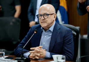 Governador do MT quer doar terreno do estado para entidade privada