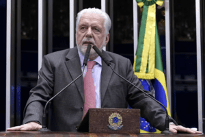PF investiga se Jaques Wagner recebeu R$ 3,5 milhões e apartamento de luxo em Salvador