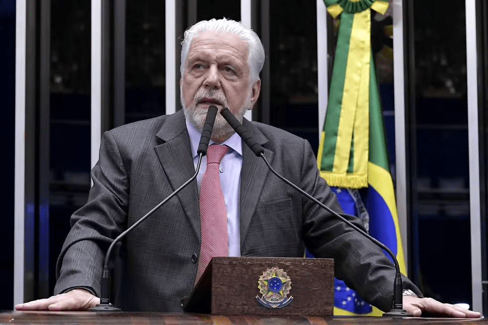 PF investiga se Jaques Wagner recebeu R$ 3,5 milhões e apartamento de luxo em Salvador