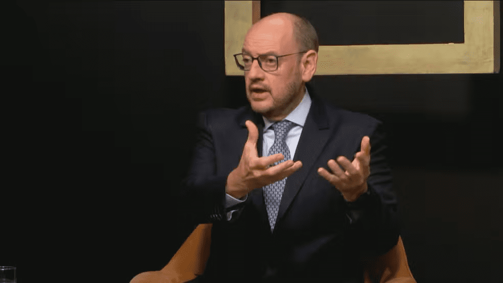 Ricardo Couto anuncia meta para zerar déficit e critica influência de deputados sobre secretarias