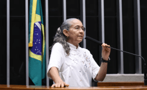Deputada cobra explicações da Fazenda e da CGU por sigilo em documentos de bets