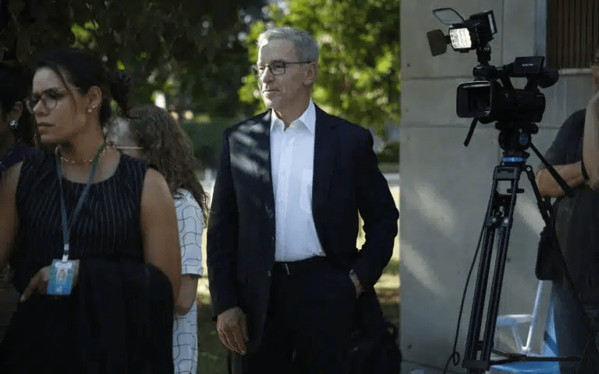 Quem é Luiz Estevão, dono do Metrópoles, que já foi preso por corrupção e recebeu R$ 27 milhões do Master