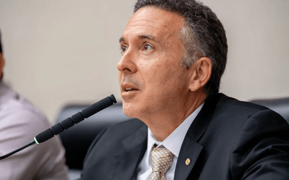 Procurador-geral do DF pede demissão em meio à tentativa de socorro do BRB